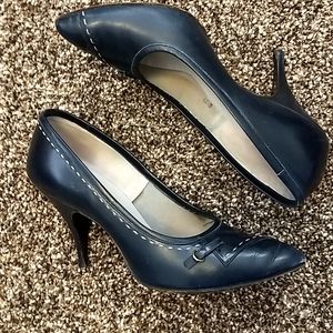 Vintage Navy Blue Heels